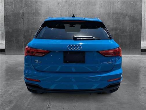2023 Audi Q3 S line Premium