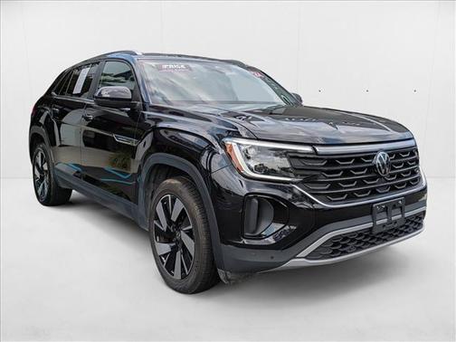 2024 Volkswagen Atlas Cross Sport 2.0T SE w/Technology 4MOTION