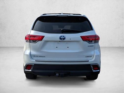 2019 Toyota Highlander Hybrid Platinum