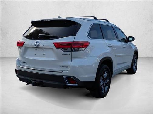 2019 Toyota Highlander Hybrid Platinum