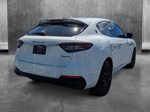 2022 Maserati Levante Modena