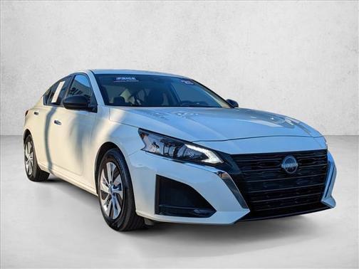 2025 Nissan Altima S FWD