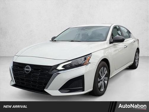 2025 Nissan Altima S FWD