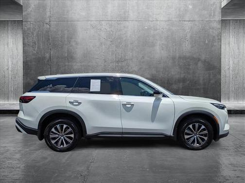 2022 INFINITI QX60 Pure
