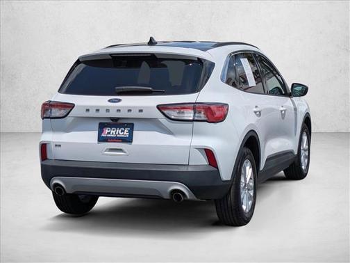Oxford White 2022 Ford Escape SE