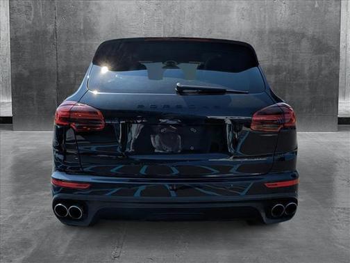 2017 Porsche Cayenne S