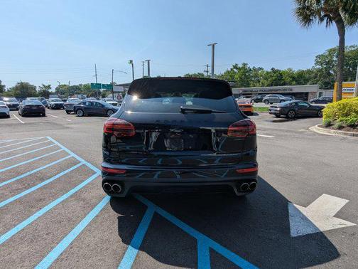 2017 Porsche Cayenne S