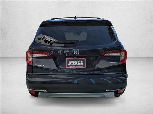 2022 Honda Pilot Touring 8-Passenger