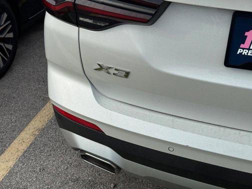 Alpine White 2023 BMW X3 xDrive30i