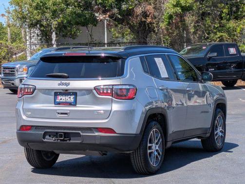 Billet Silver Metallic Clearcoat 2018 Jeep Compass Latitude