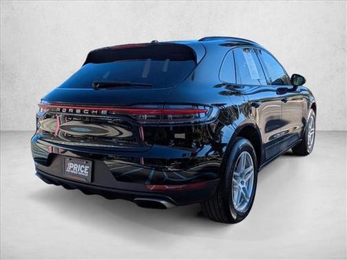 2021 Porsche Macan AWD