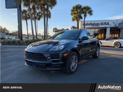 2021 Porsche Macan AWD