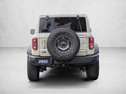Desert Sand 2025 Ford Bronco Outer Banks