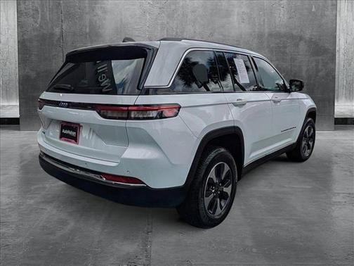 2024 Jeep Grand Cherokee 4xe Base