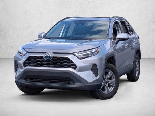 Silver Sky Metallic 2022 Toyota RAV4 Hybrid XLE