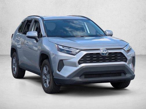 Silver Sky Metallic 2022 Toyota RAV4 Hybrid XLE