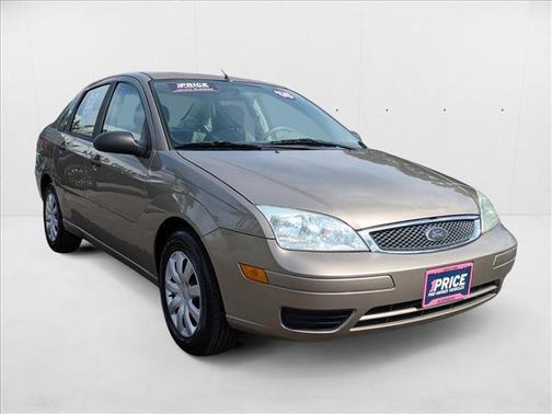 2005 Ford Focus ZX4 S