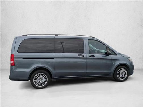 2016 Mercedes-Benz Metris Base