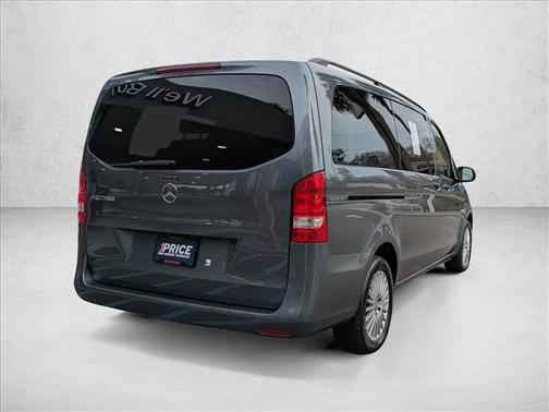 2016 Mercedes-Benz Metris Base
