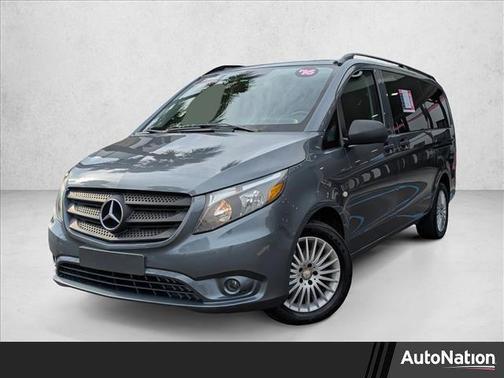 2016 Mercedes-Benz Metris Base