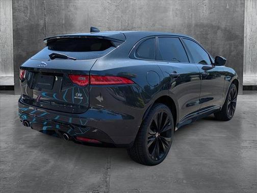 2018 Jaguar F-PACE S