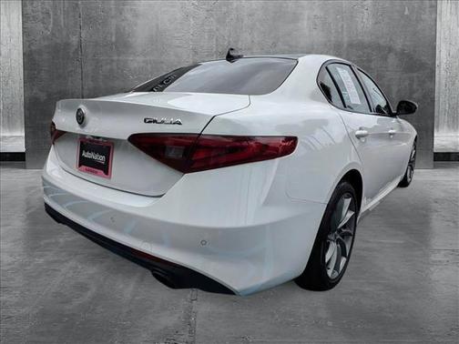 2022 Alfa Romeo Giulia Ti