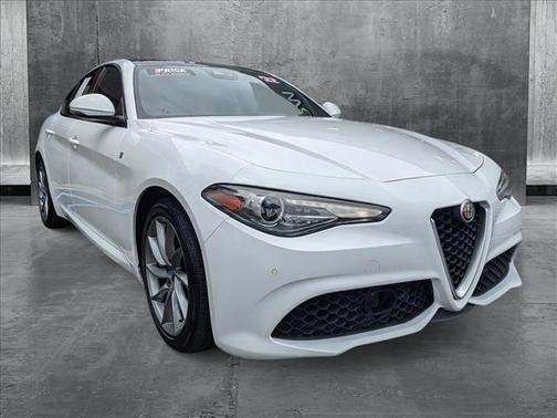 2022 Alfa Romeo Giulia Ti