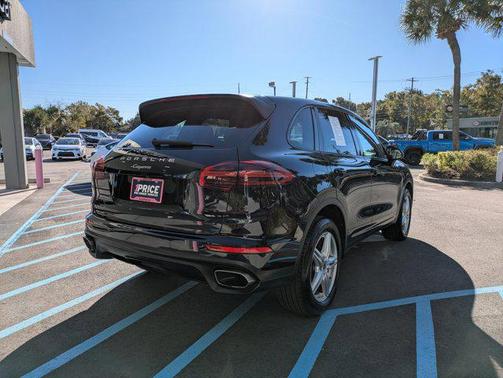 2018 Porsche Cayenne Cayenne