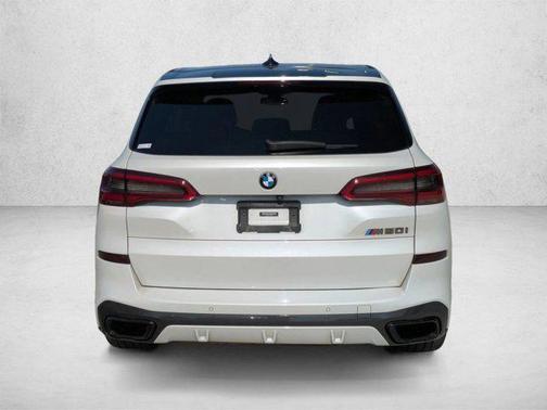 Mineral White Metallic 2020 BMW X5 M50i