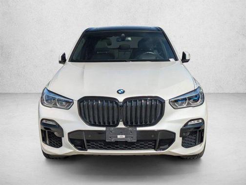 Mineral White Metallic 2020 BMW X5 M50i