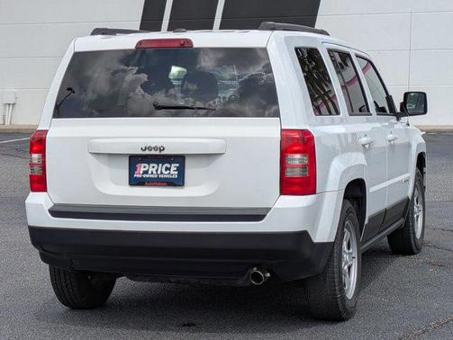 Bright White Clearcoat 2016 Jeep Patriot Sport
