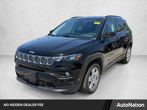 Diamond Black Crystal Pearlcoat 2022 Jeep Compass Latitude