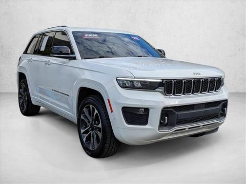 2022 Jeep Grand Cherokee Overland