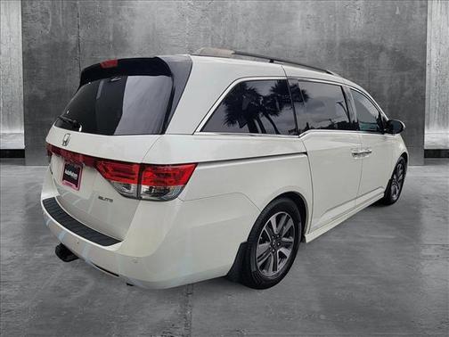 2017 Honda Odyssey Touring Elite