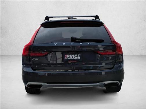 2019 Volvo V90 Cross Country T5