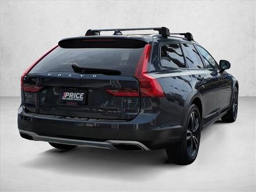 2019 Volvo V90 Cross Country T5