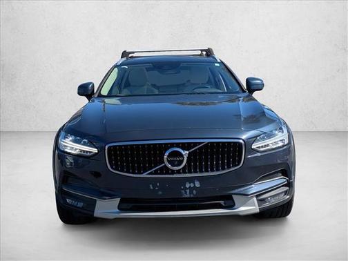 2019 Volvo V90 Cross Country T5