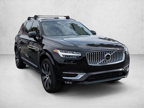 2024 Volvo XC90 B5 Plus Bright Theme