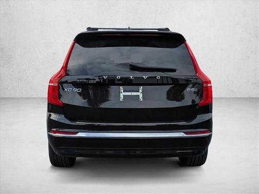 2024 Volvo XC90 B5 Plus Bright Theme