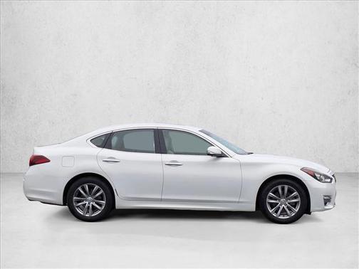 Moonlight White 2015 INFINITI Q70 3.7