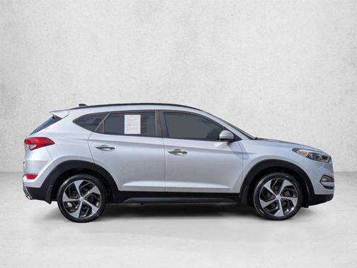 Molten Silver 2016 Hyundai TUCSON Limited