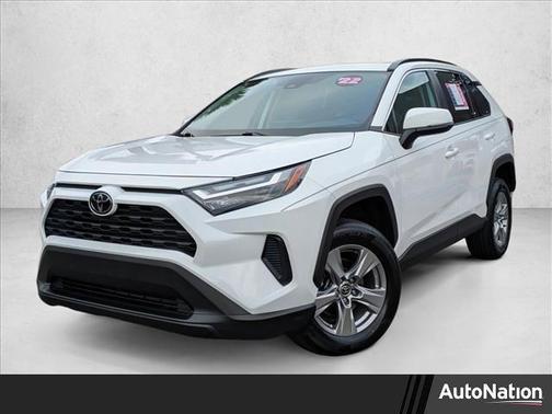 2022 Toyota RAV4 XLE