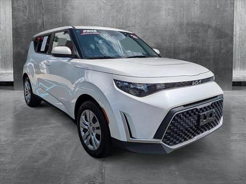 2023 Kia Soul LX