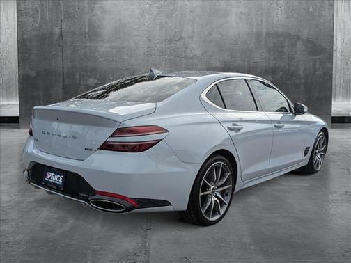 2022 Genesis G70 3.3T RWD