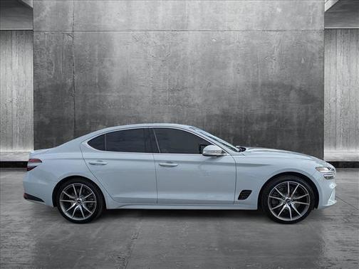 2022 Genesis G70 3.3T RWD