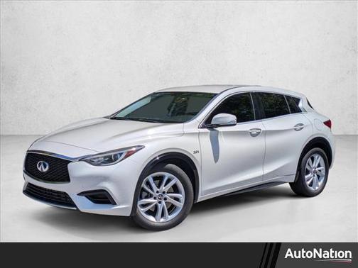 Majestic White 2018 INFINITI QX30 Base