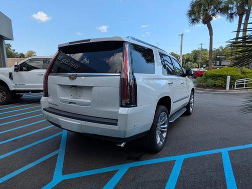 2017 Cadillac Escalade Premium Luxury
