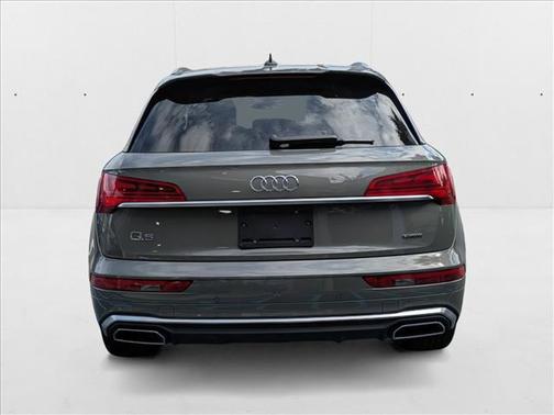 2024 Audi Q5 45 S line Premium Plus