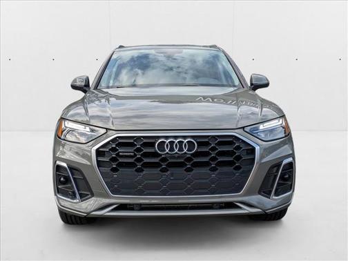 2024 Audi Q5 45 S line Premium Plus