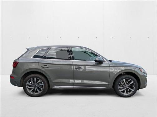 2024 Audi Q5 45 S line Premium Plus
